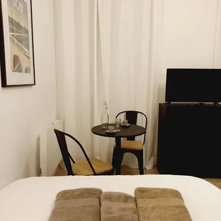 Le 29 Cuty, 3Min De La Gare , Wifi Apartment Agen Exterior photo